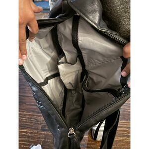 Unisex Like-new Carry-all Leather Ameribag Sling.